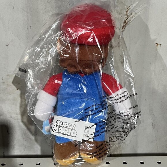 Jakks Super Mario 9 inch Plush Toy - Picture 5 of 6